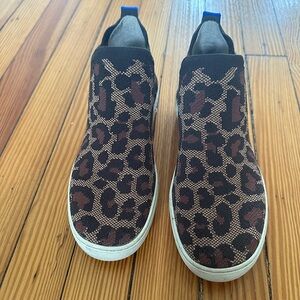 Rothy’s Chelsea Boot in Leopard